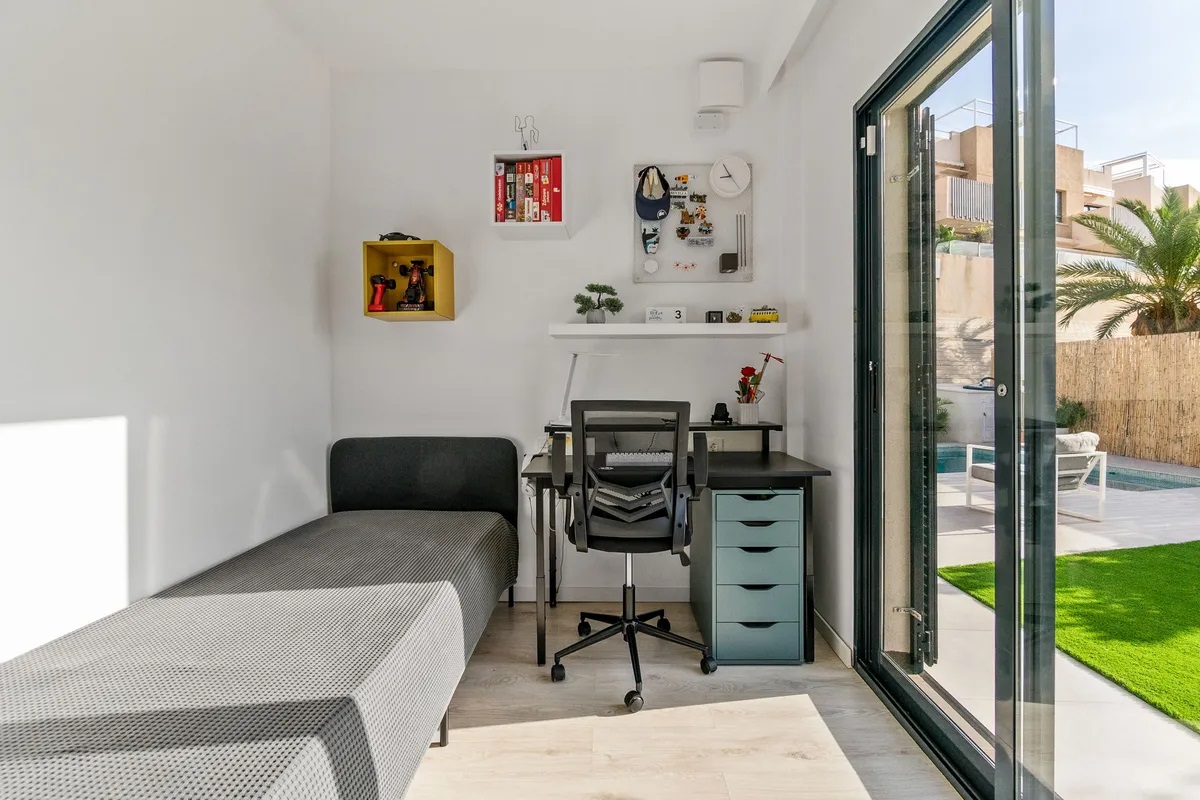 Chalet for sale in Orihuela Costa