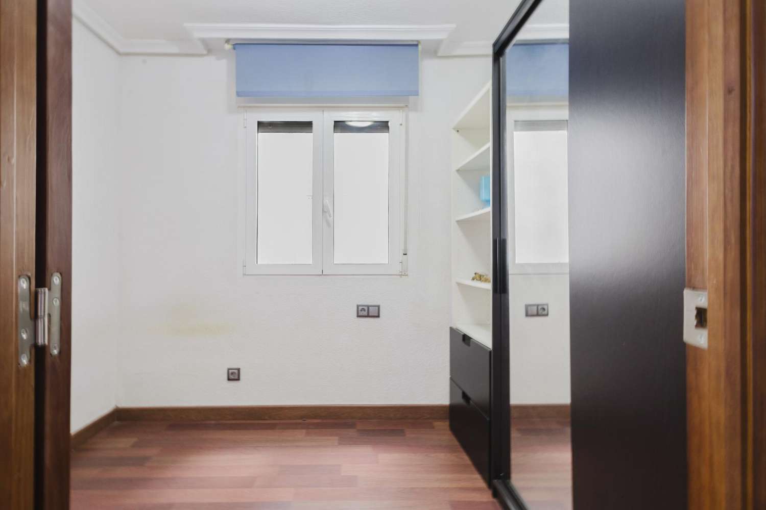 PISO REFORMADO A POCOS METROS DEL MAR