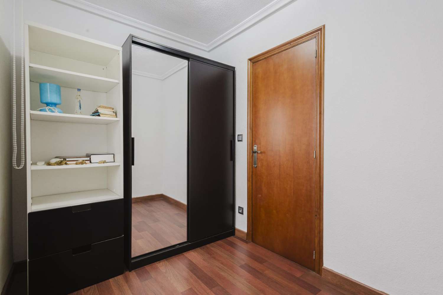 PISO REFORMADO A POCOS METROS DEL MAR