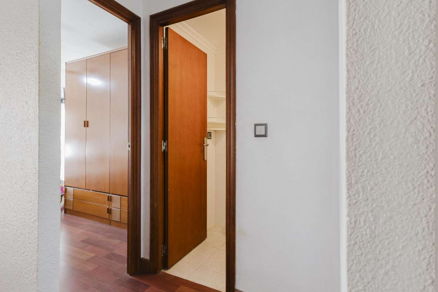 PISO REFORMADO A POCOS METROS DEL MAR