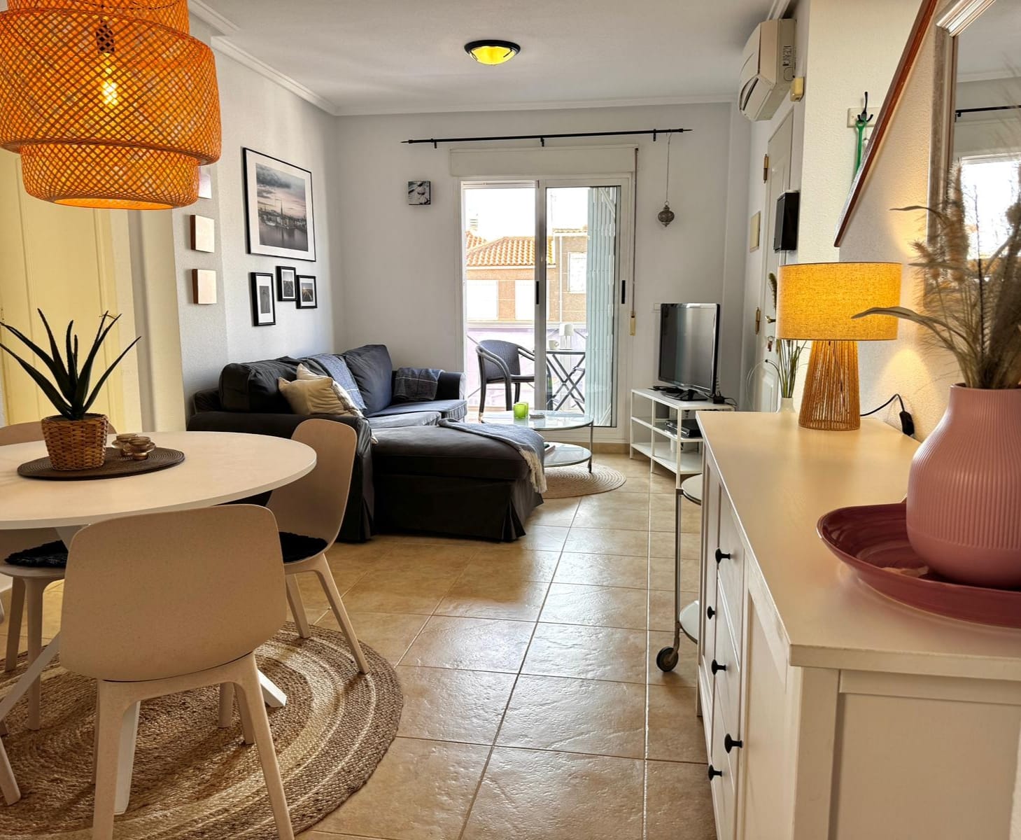 BONITO BUNGALOW EN AGUAS NUEVAS