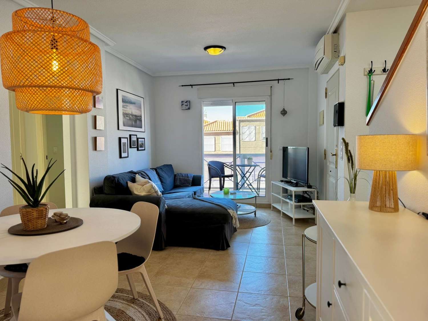 BONITO BUNGALOW EN AGUAS NUEVAS