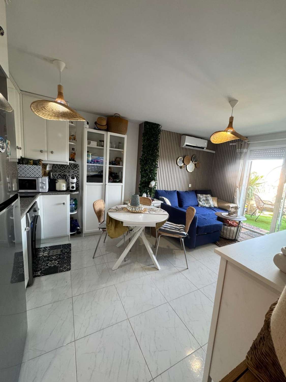 BONITO PISO REFORMADO A ESCASOS METROS DE LA PLAYA