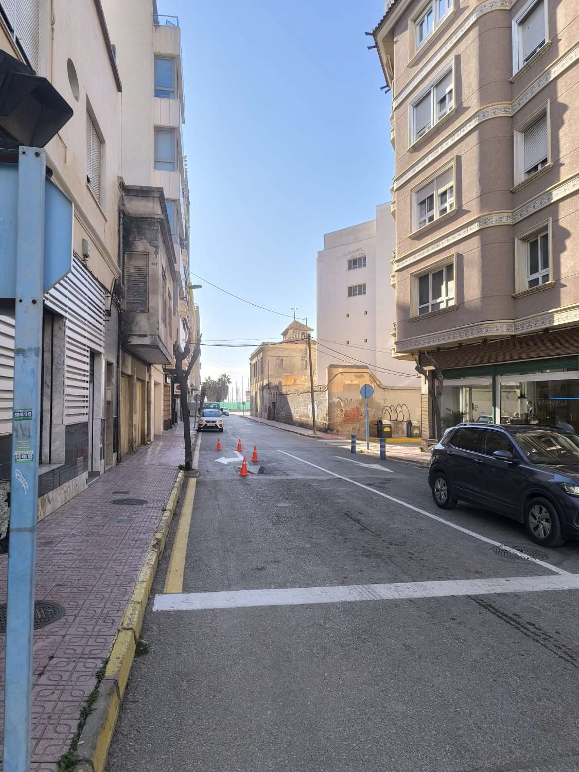 OPORTUNIDAD - PISO CÉNTRICO Y CERCANO A LA PLAYA