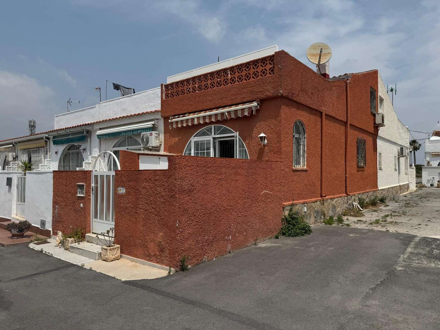 Pavillon en vente à El Chaparral (Torrevieja)