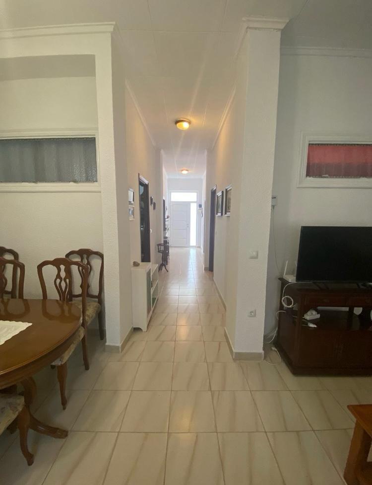 CHALET EN PLENO CENTRO DE TORREVIEJA
