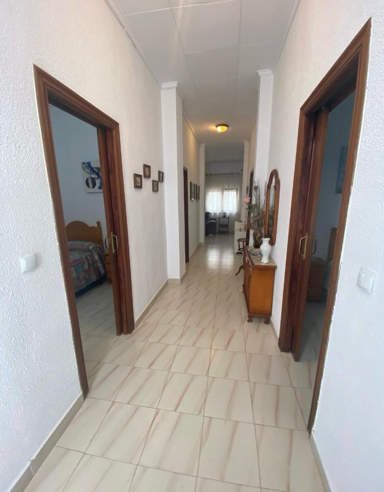 CHALET EN PLENO CENTRO DE TORREVIEJA