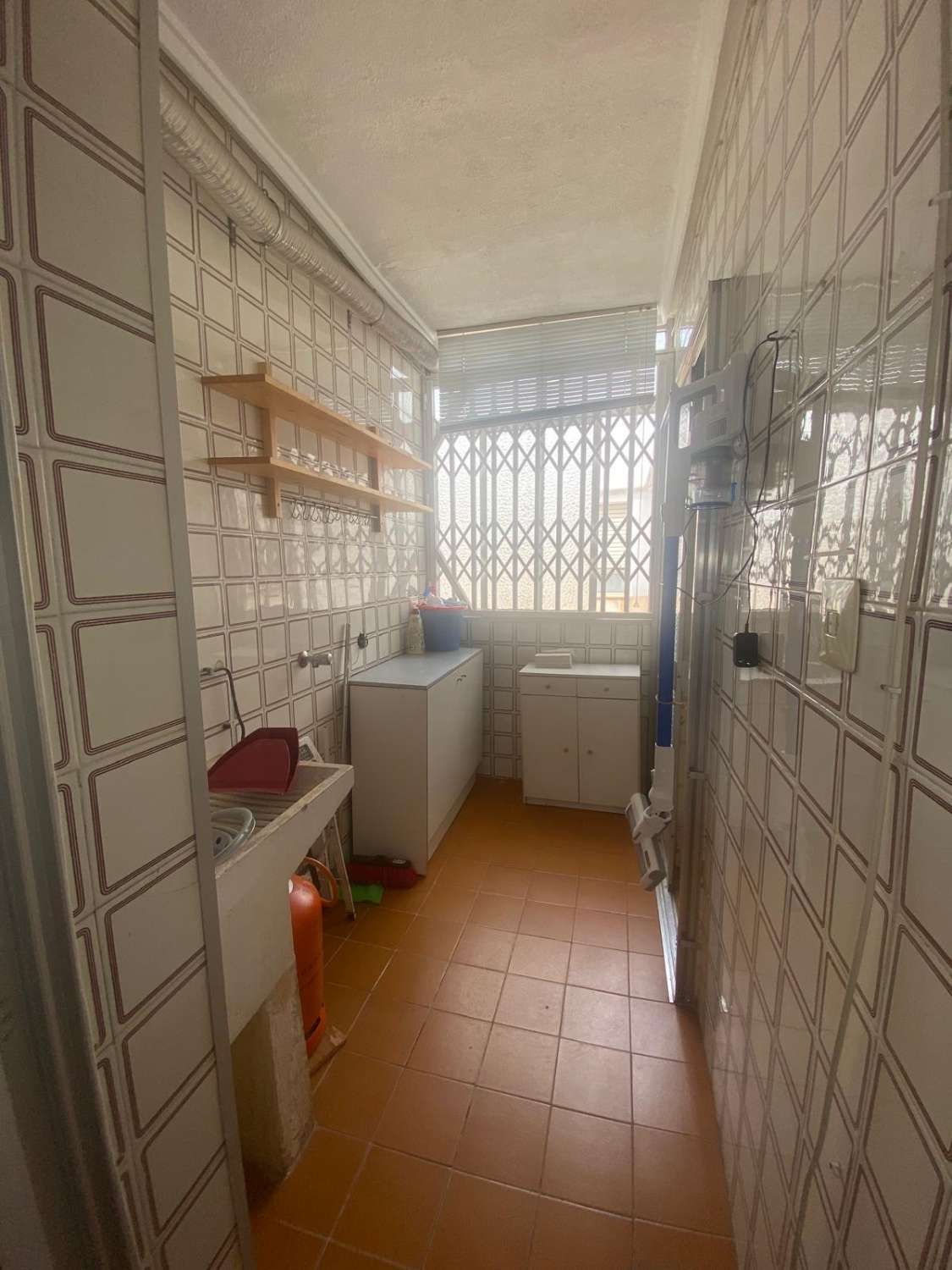OCASIÓN DE PISO CÉNTRICO EN TORREVIEJA