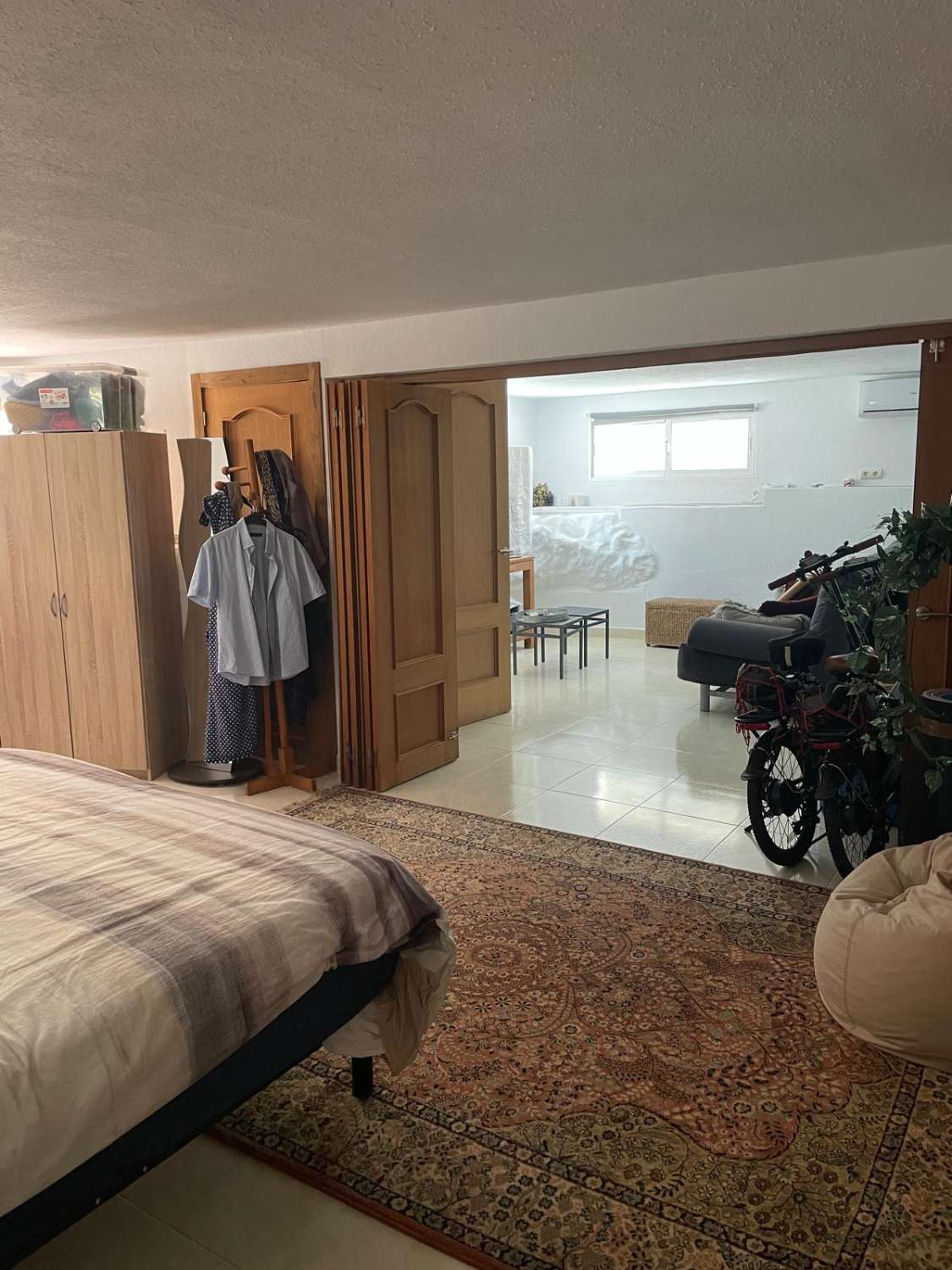 EXCELENTE CHALET INDEPENDIENTE