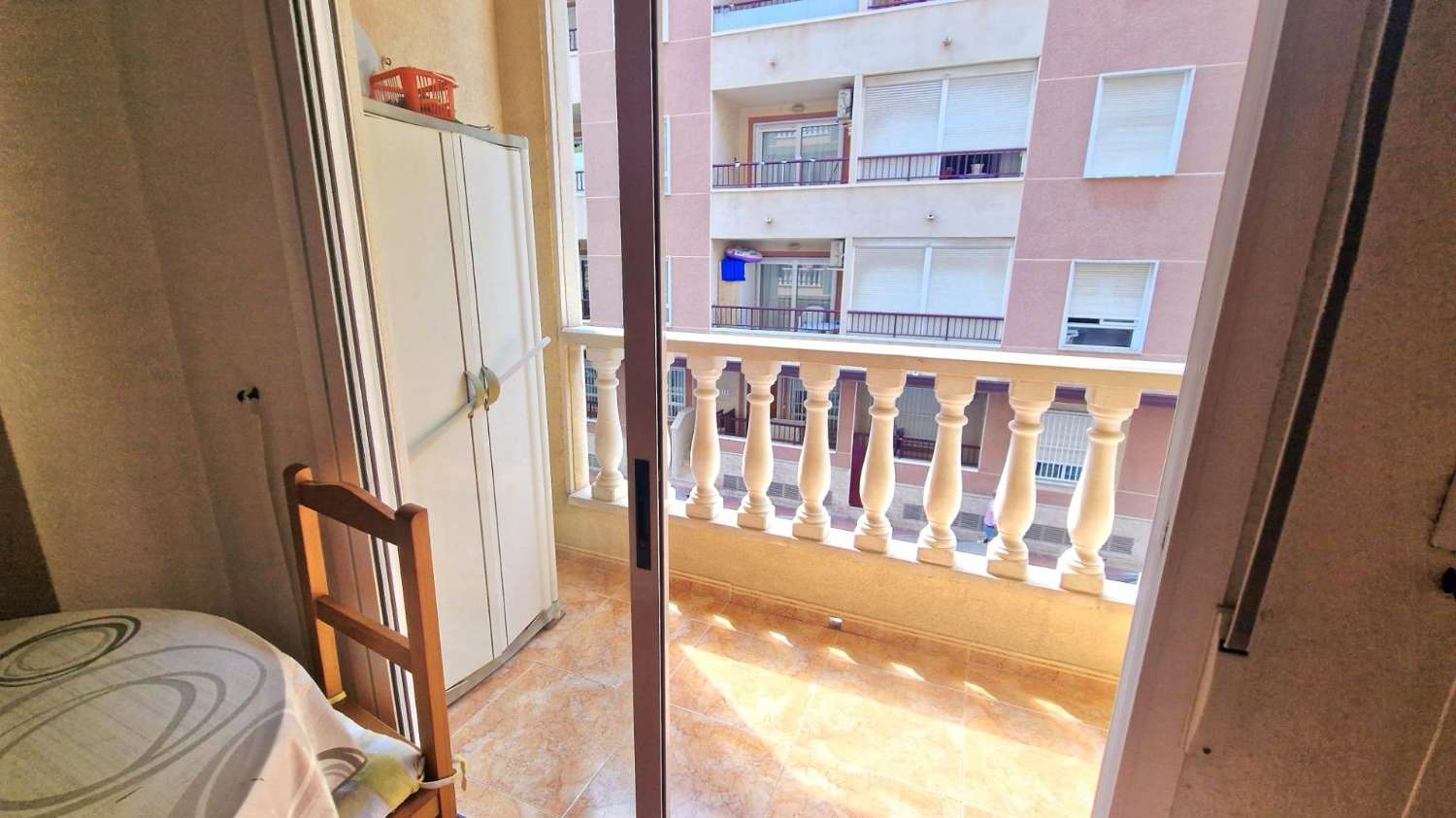 OPORTUNIDAD EN PLENO CENTRO DE TORREVIEJA