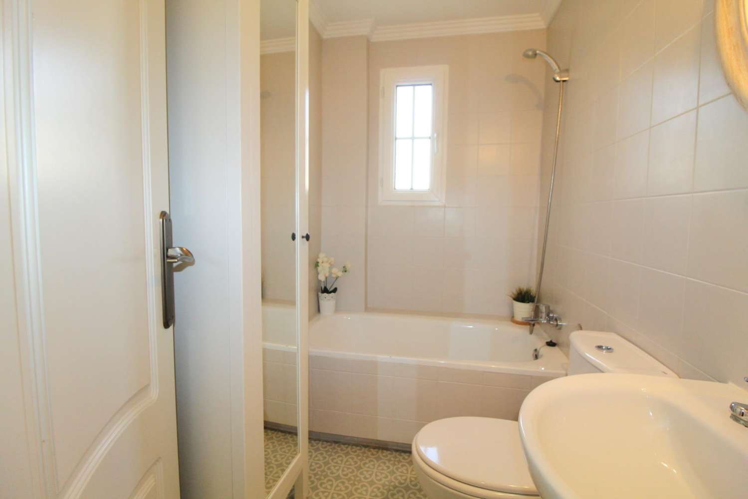 Flat for sale in La Veleta (Torrevieja)