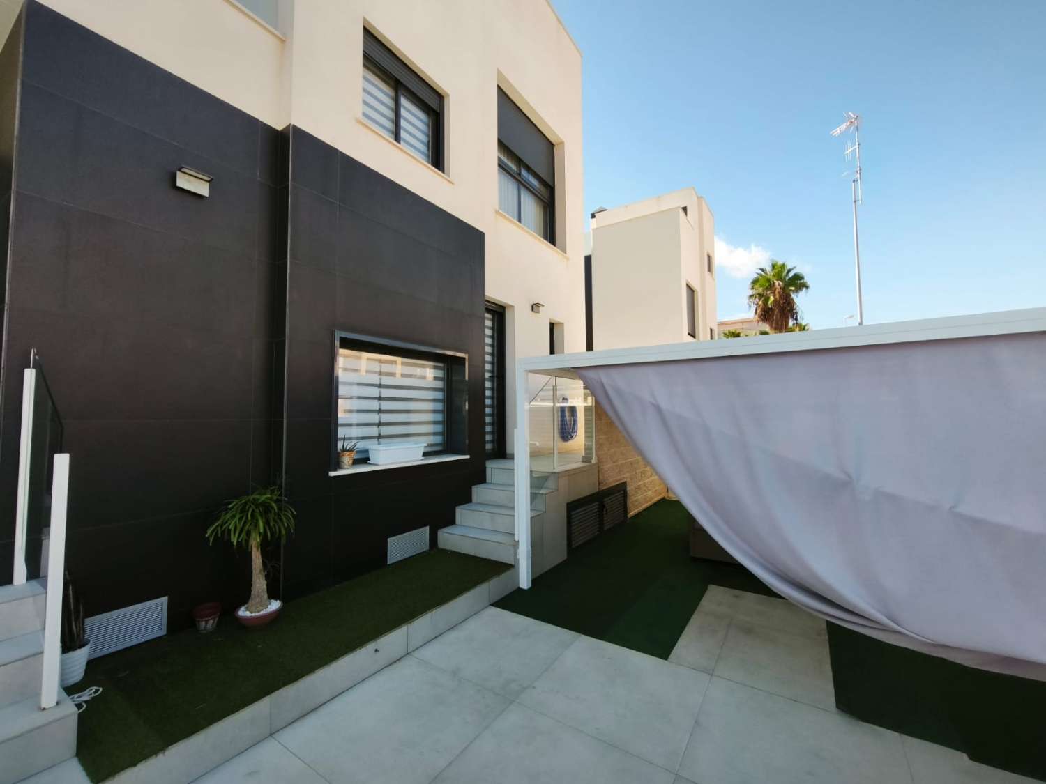ESPECTACULAR VILLA