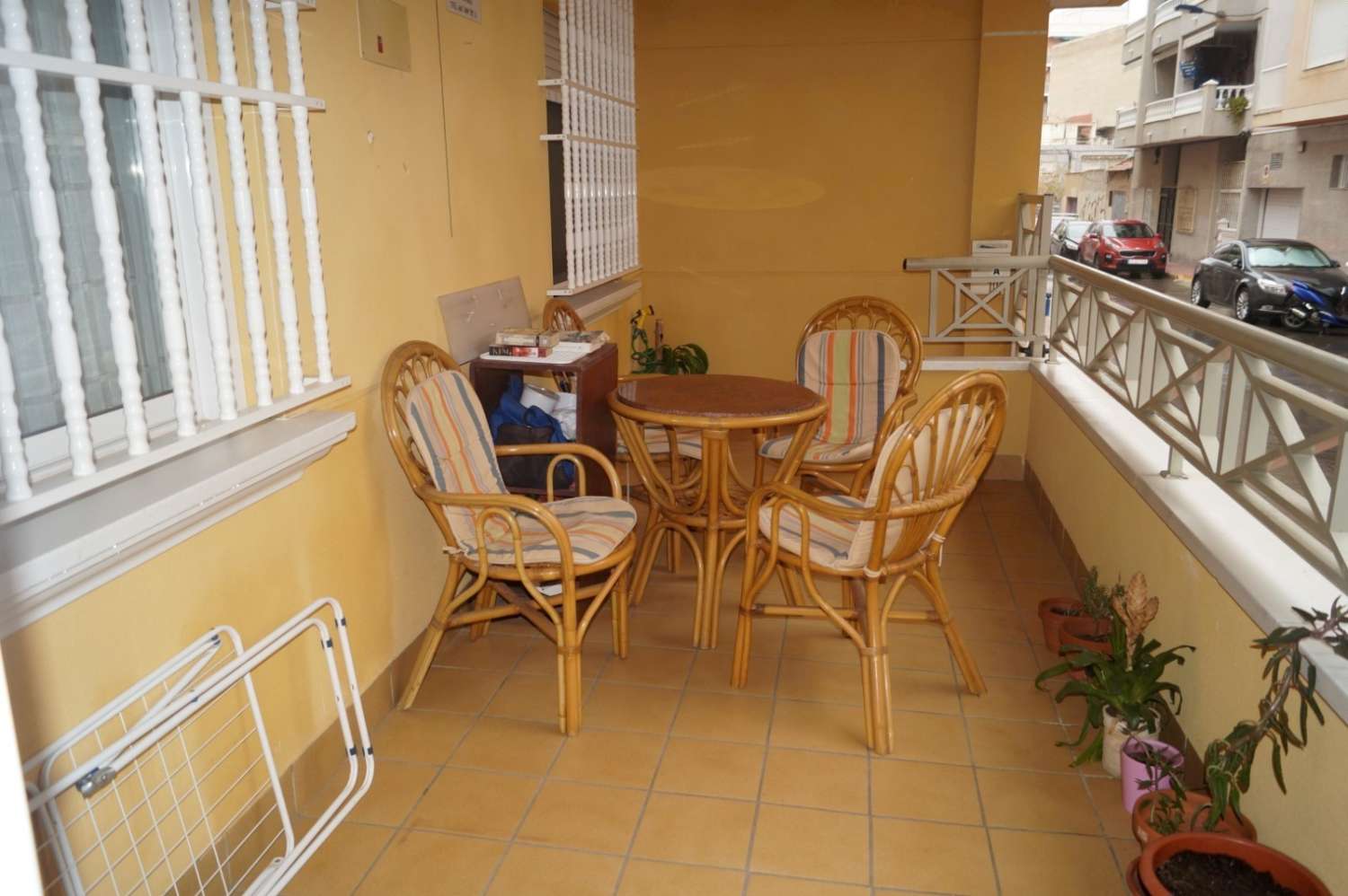 GRAN VIVIENDA A POCOS PASOS DE LA PLAYA