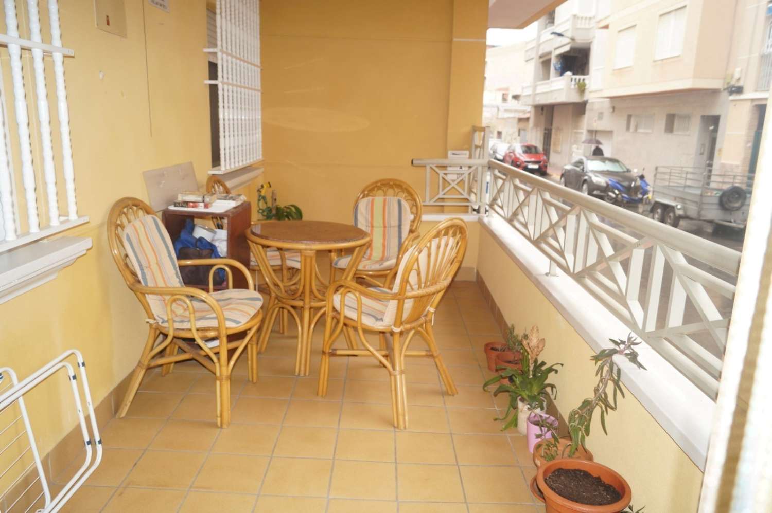 GRAN VIVIENDA A POCOS PASOS DE LA PLAYA