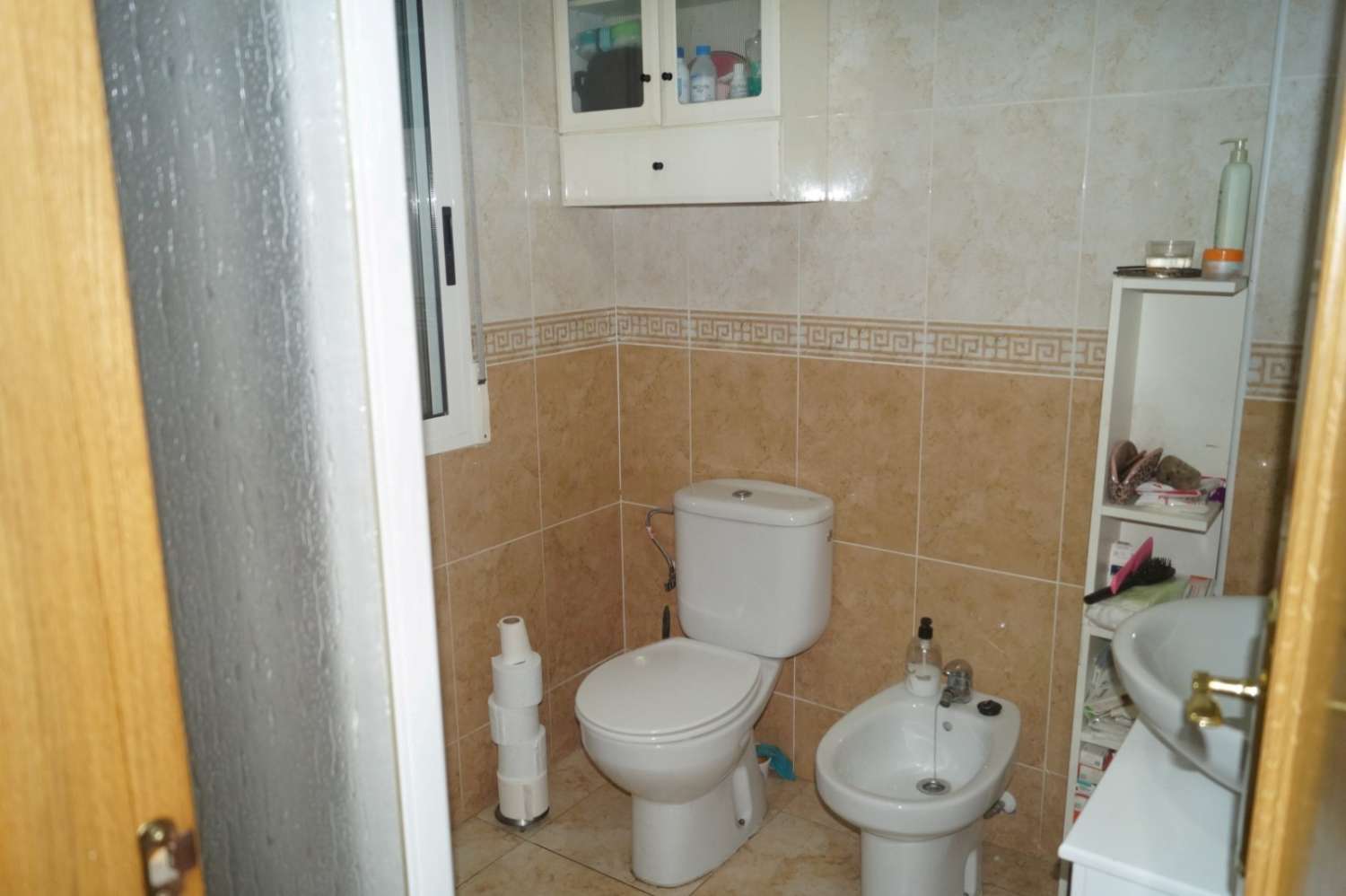 GRAN VIVIENDA A POCOS PASOS DE LA PLAYA