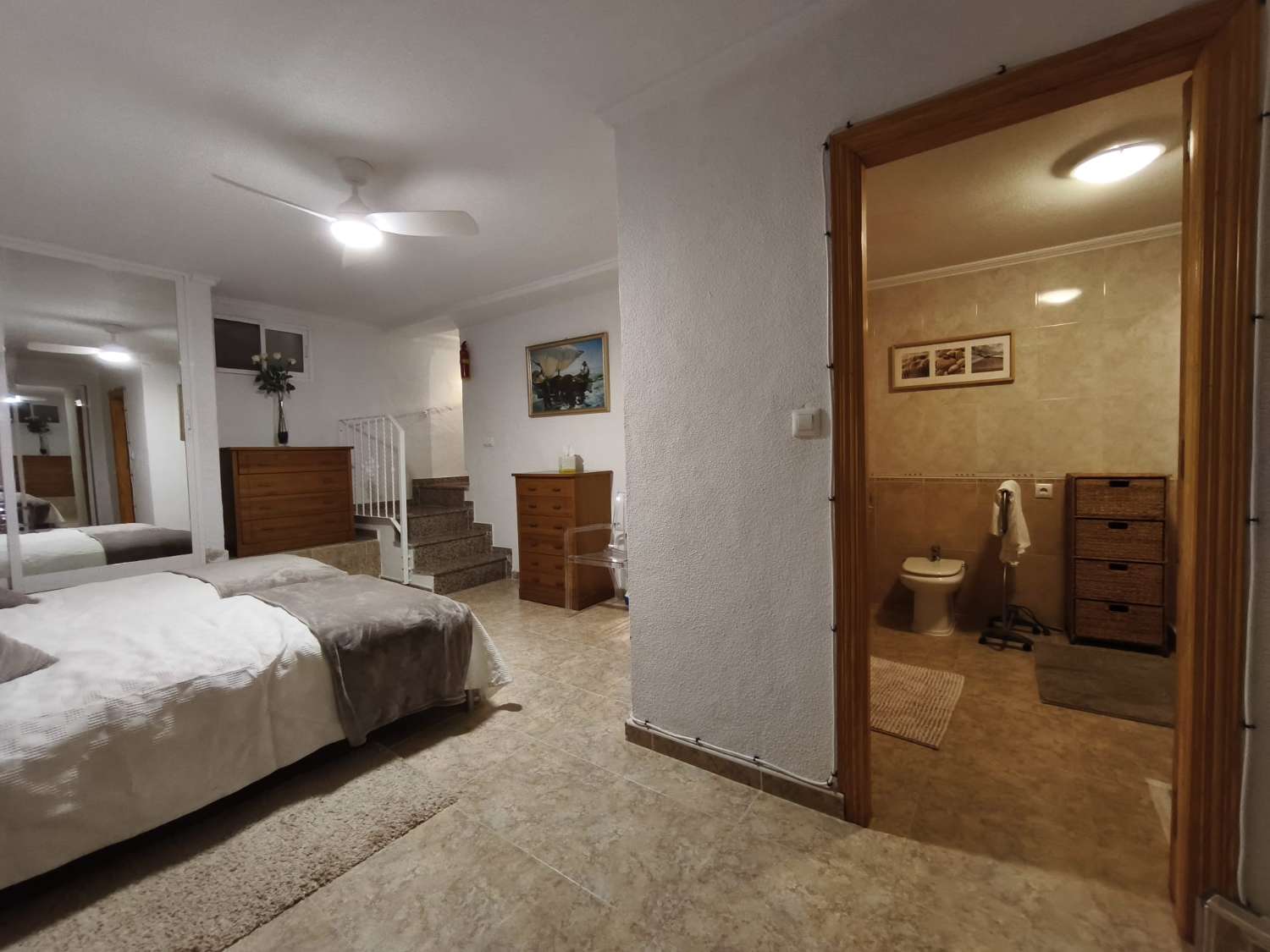 BUNGALOW COMPLETAMENTE REFORMADO