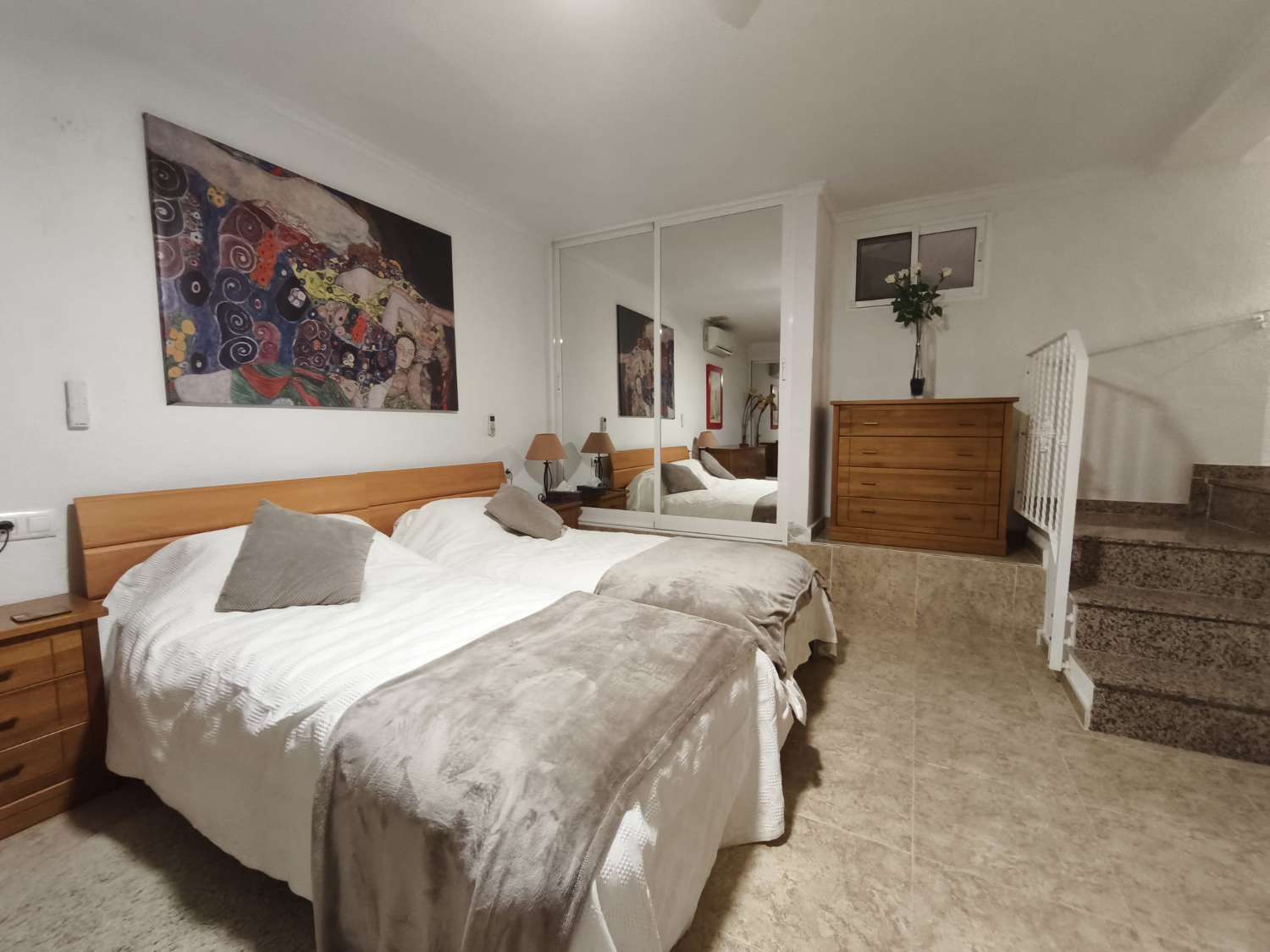 BUNGALOW COMPLETAMENTE REFORMADO