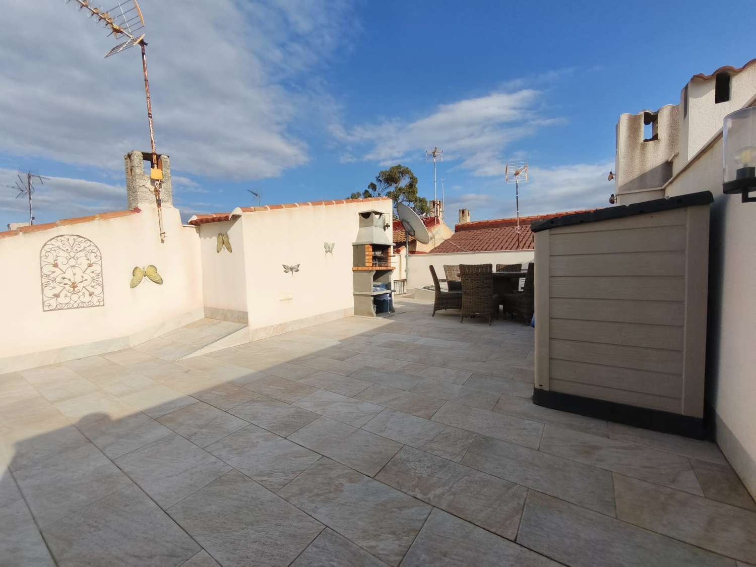 BUNGALOW COMPLETAMENTE REFORMADO