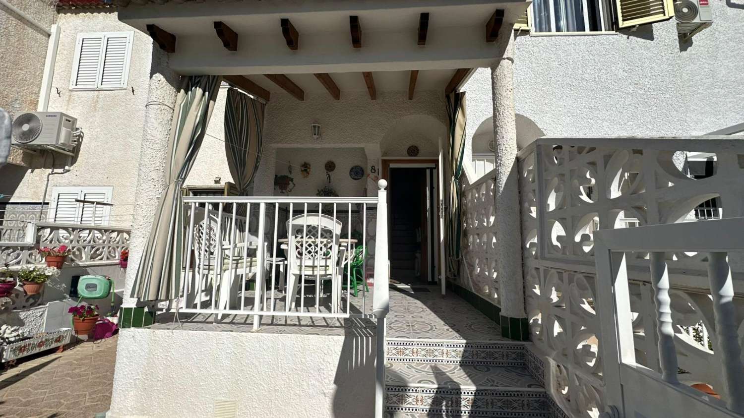 BONITA OCASIÓN EN URBANIZACIÓN PRIVADA