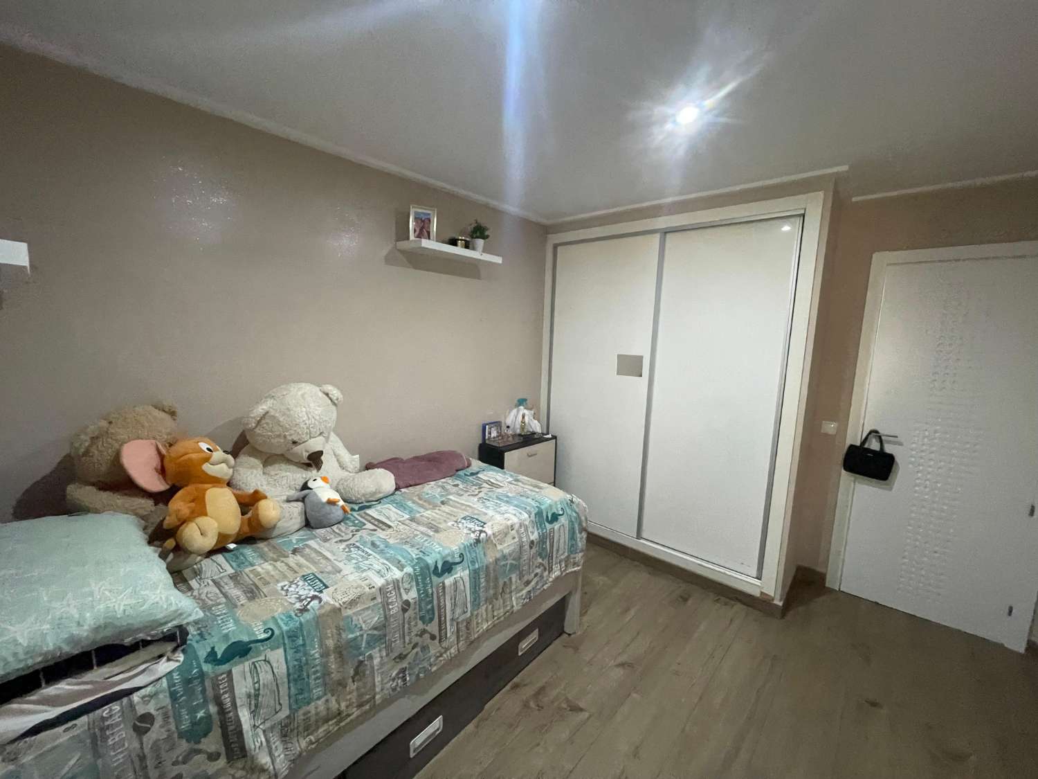 BONITO PAREADA EN ZONA TRANQUILA