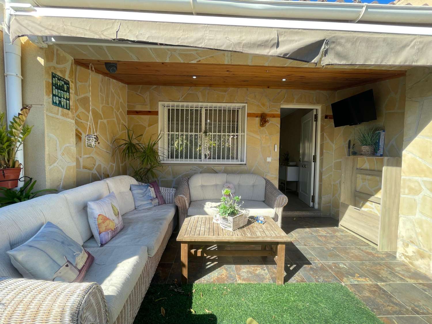 BONITO PAREADA EN ZONA TRANQUILA