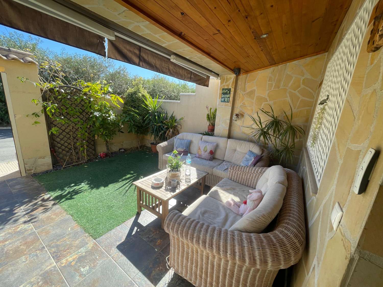 BONITO PAREADA EN ZONA TRANQUILA