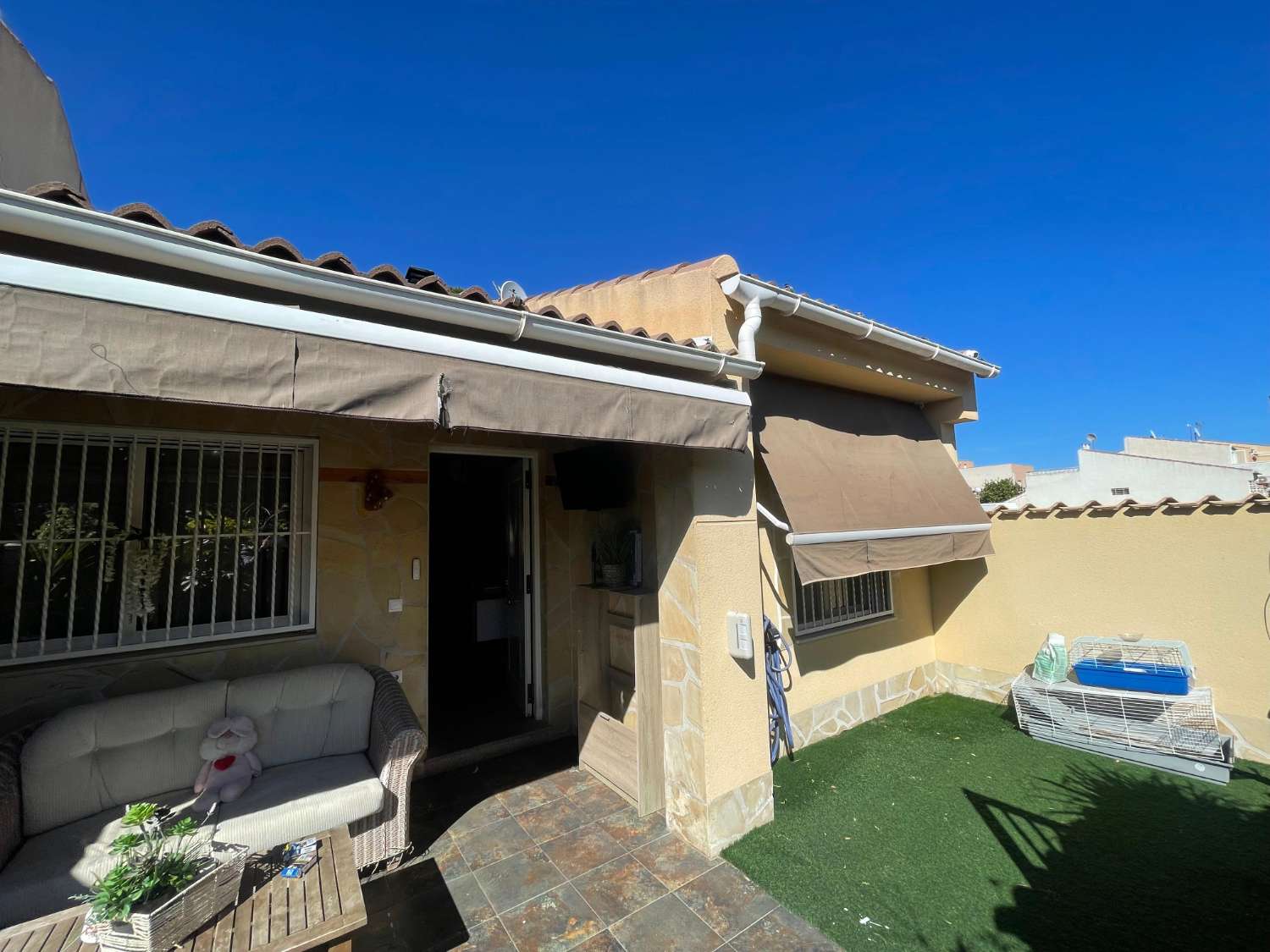 BONITO PAREADA EN ZONA TRANQUILA