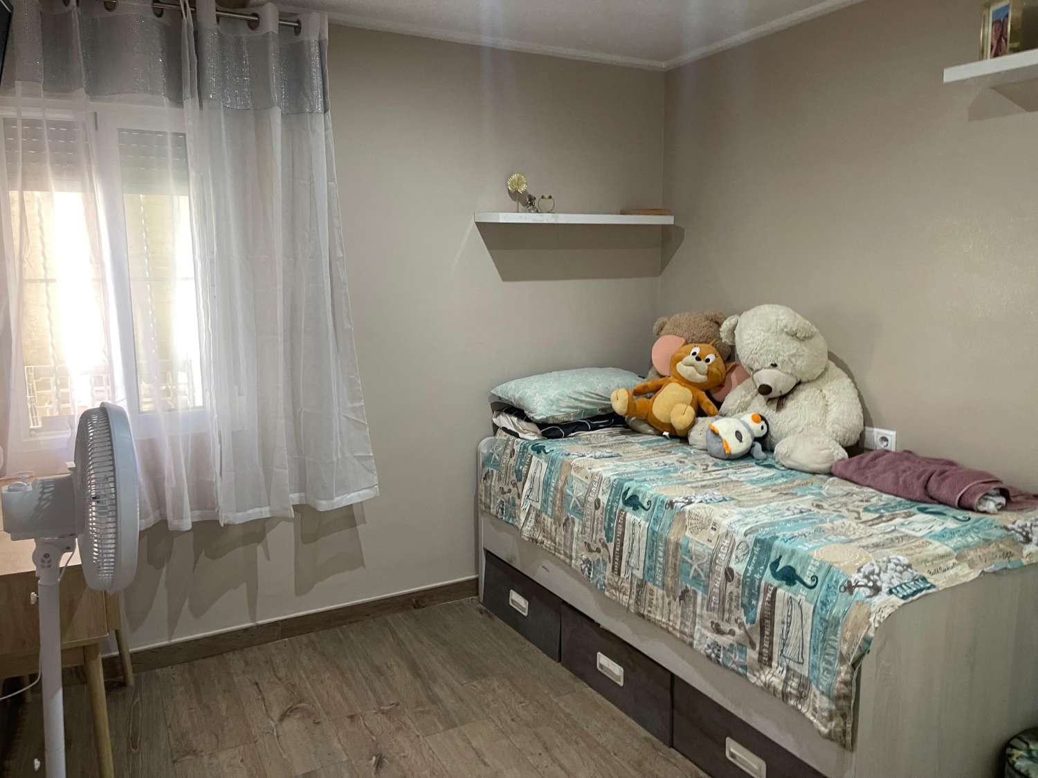 BONITO PAREADA EN ZONA TRANQUILA