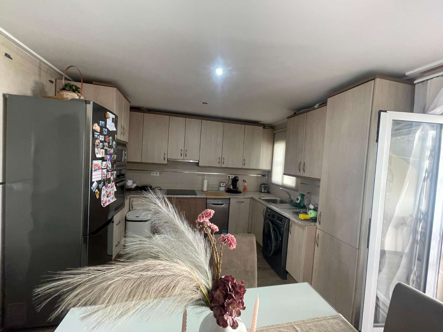 BONITO PAREADA EN ZONA TRANQUILA