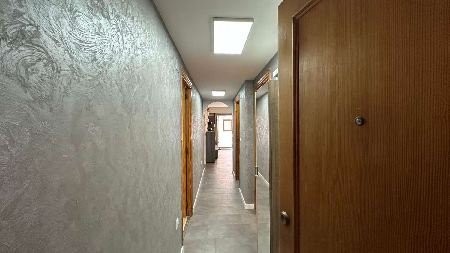 BONITO PISO EN VENTA