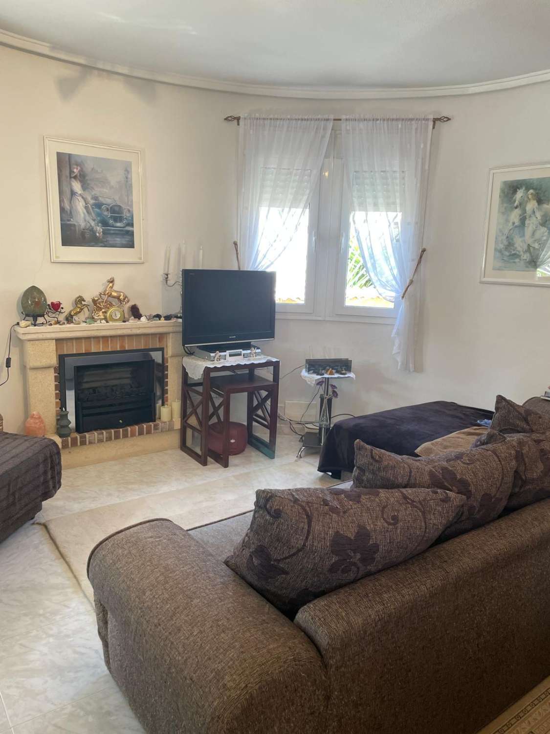 EXCELENTE CHALET INDEPENDIENTE