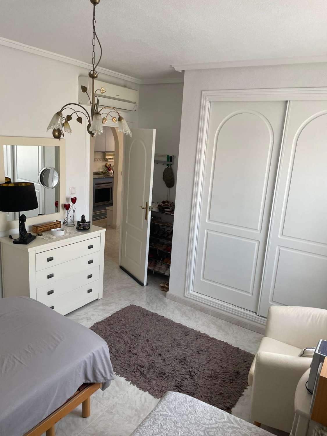 EXCELENTE CHALET INDEPENDIENTE