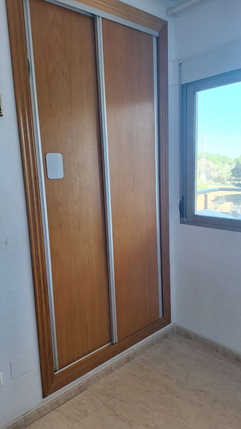 BONITO PISO EN UBICACIÓN PRIVILEGIADA