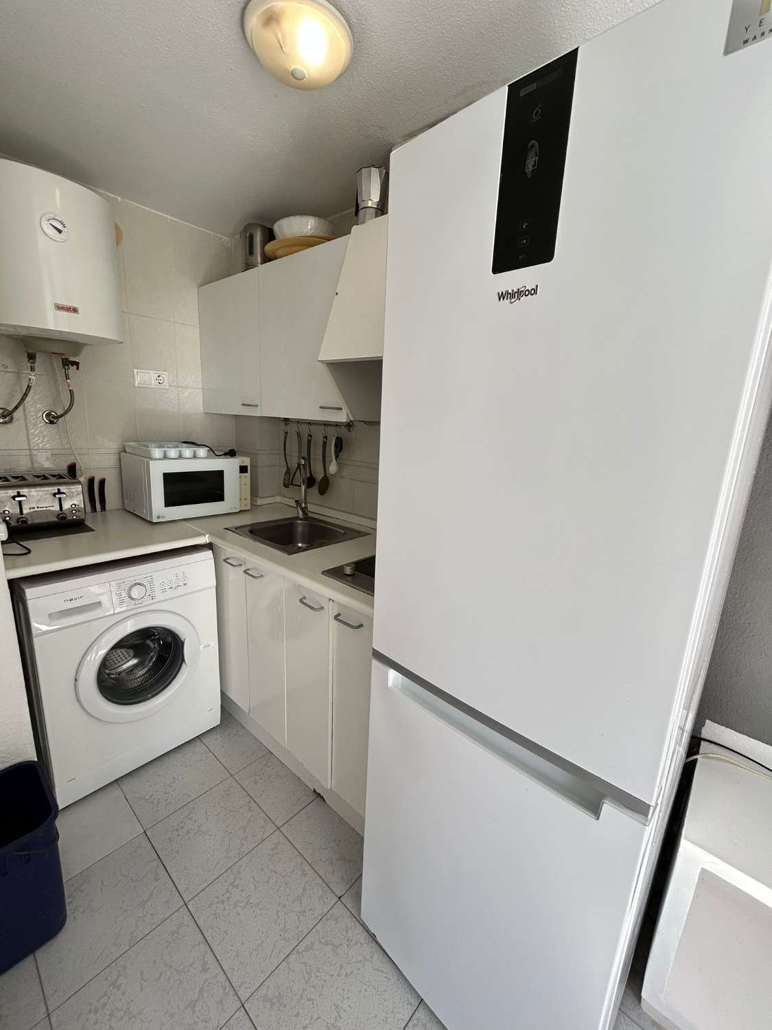 BONITO ESTUDIO EN ZONA PRIVILEGIADA