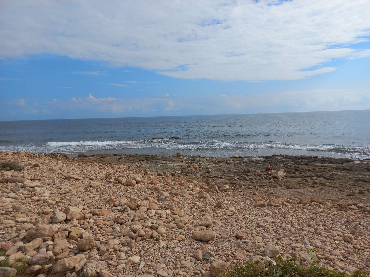 BONITO BUNGALOW EN AGUAS NUEVAS