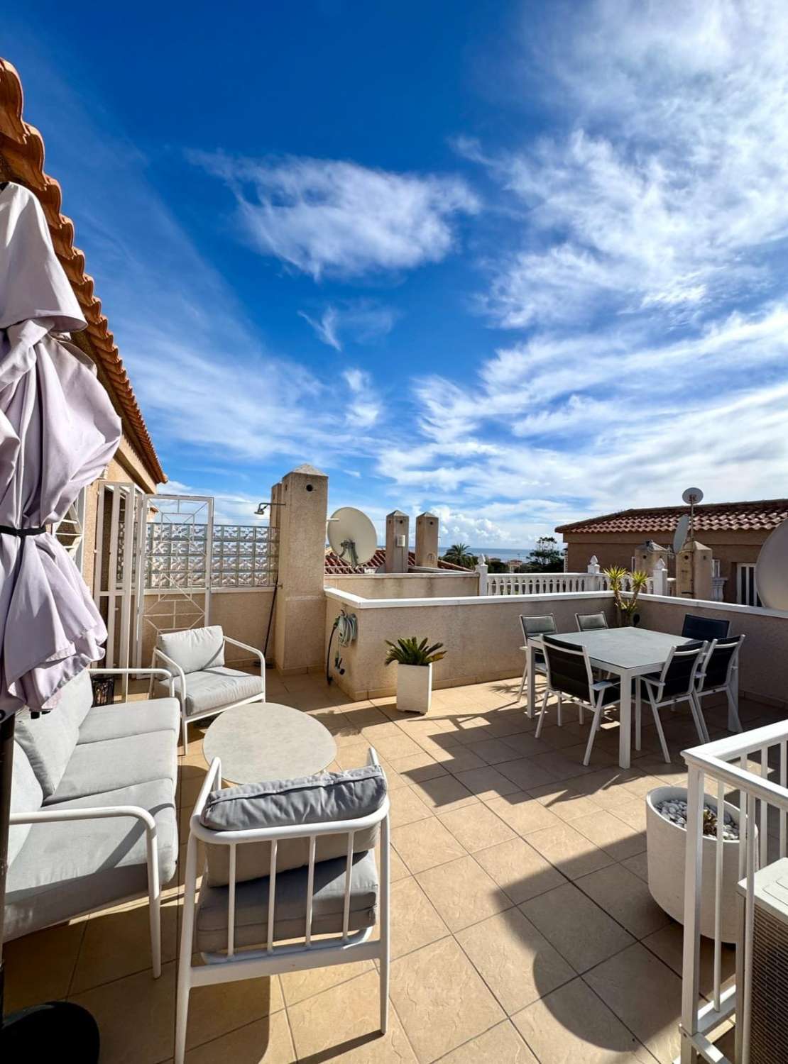 BONITO BUNGALOW EN AGUAS NUEVAS