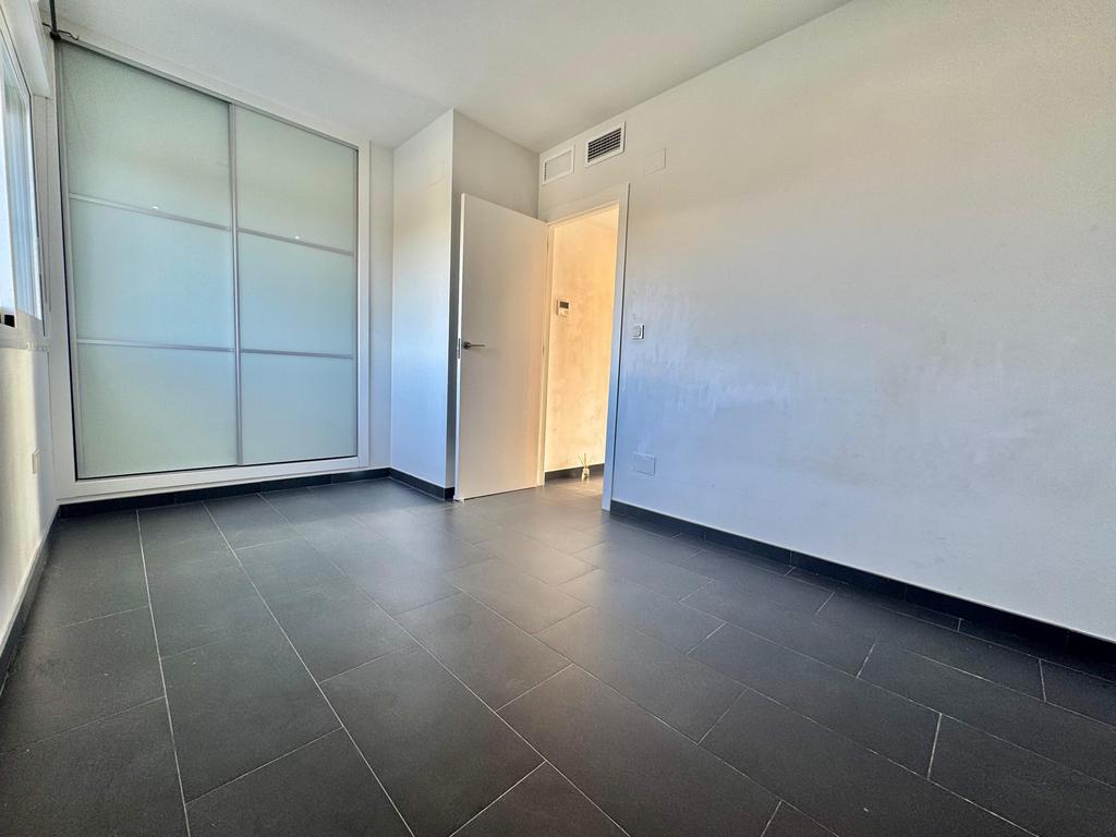 BONITO ADOSADO EN ZONA IDEAL