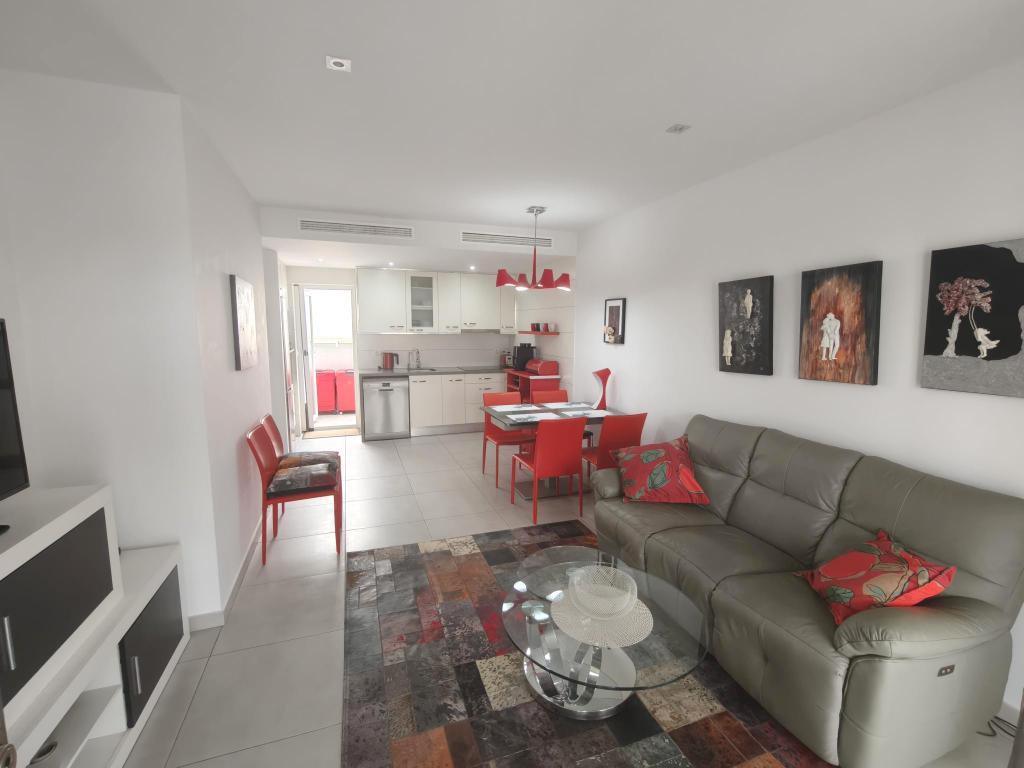 BONITO BUNGALOW EN PLANTA ALTA