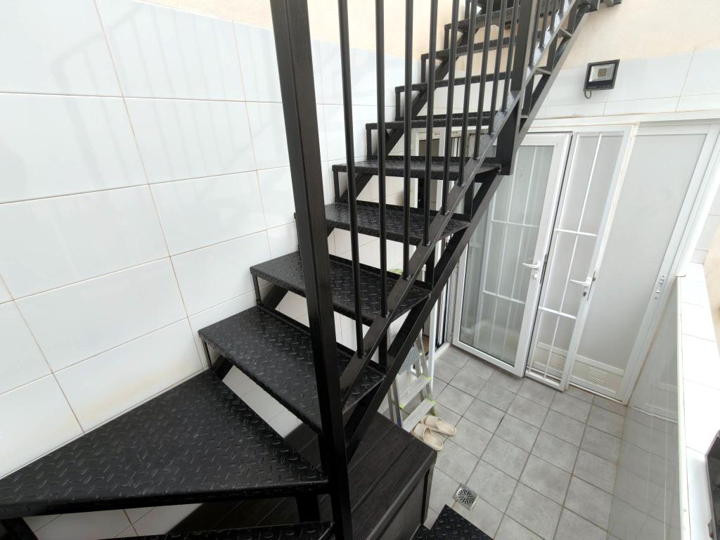 BONITO BUNGALOW EN PLANTA ALTA