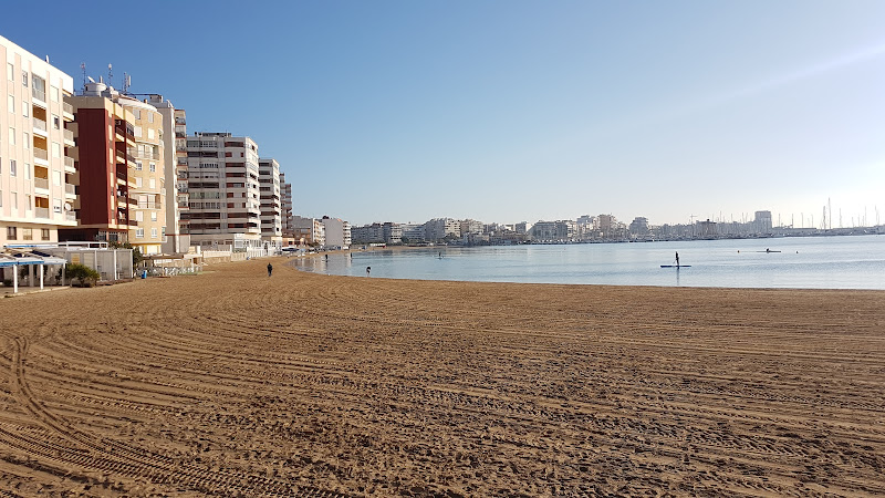 PISO REFORMADO A POCOS METROS DE LA PLAYA