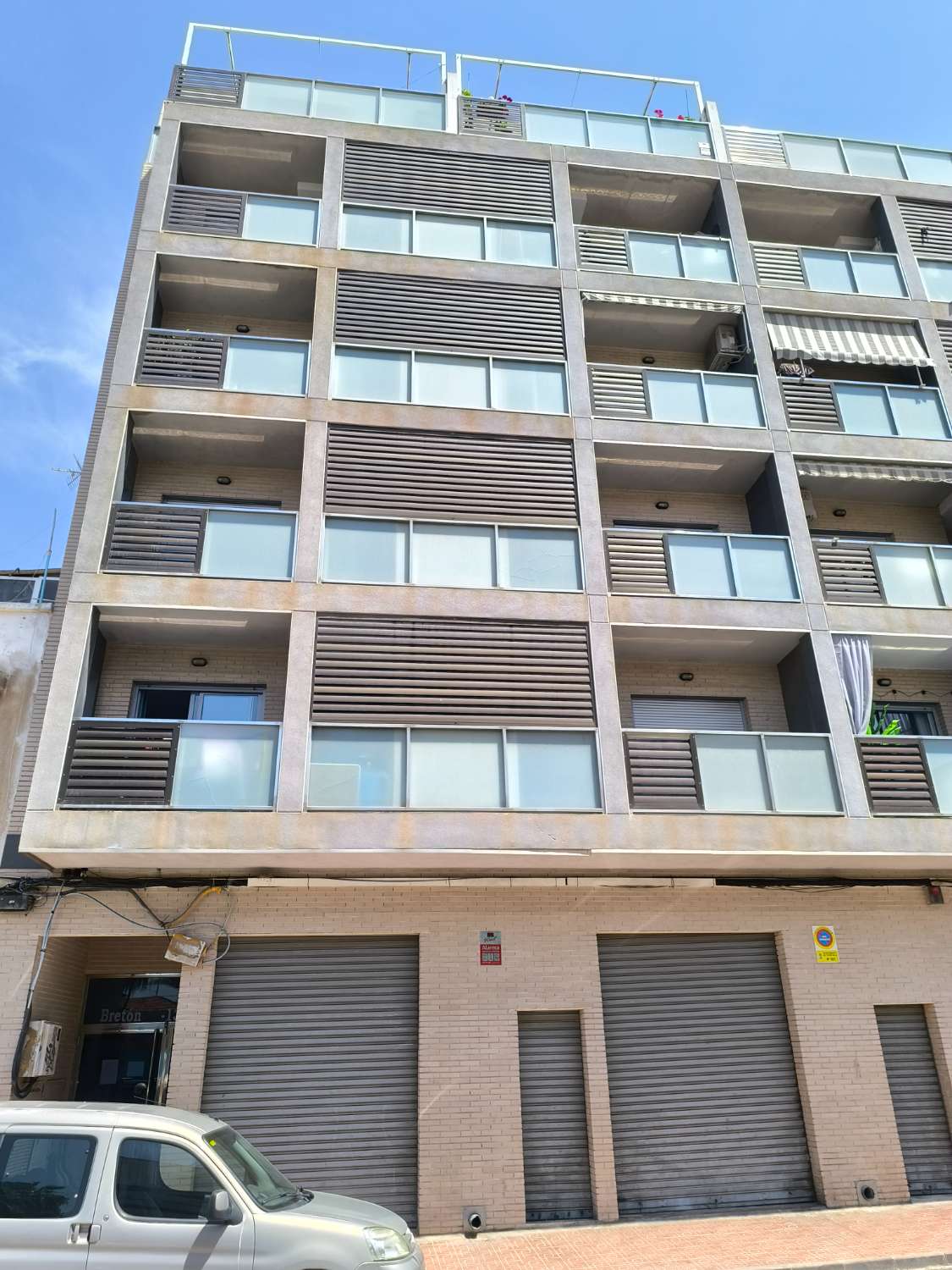 BONITO PISO REFORMADO EN BUENA UBICACIÓN